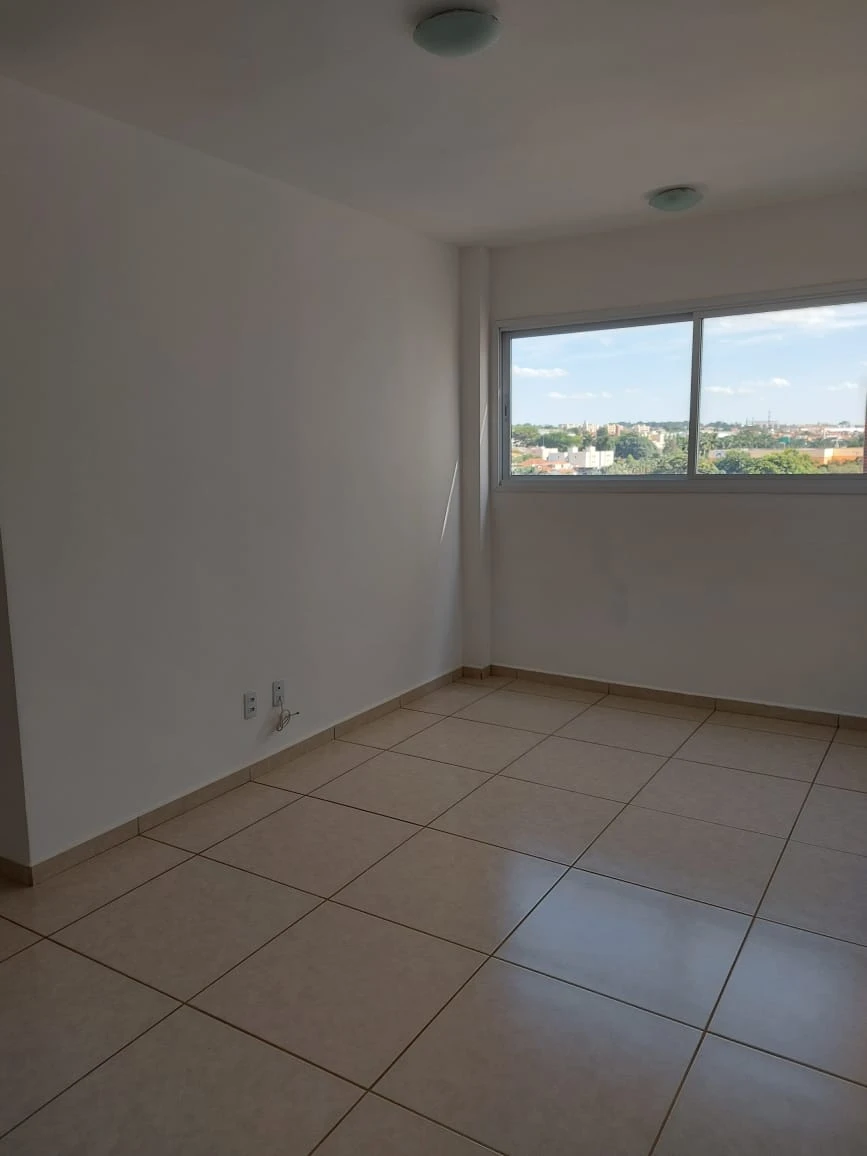 Apartamento com 2 dormitórios sendo 1 suite