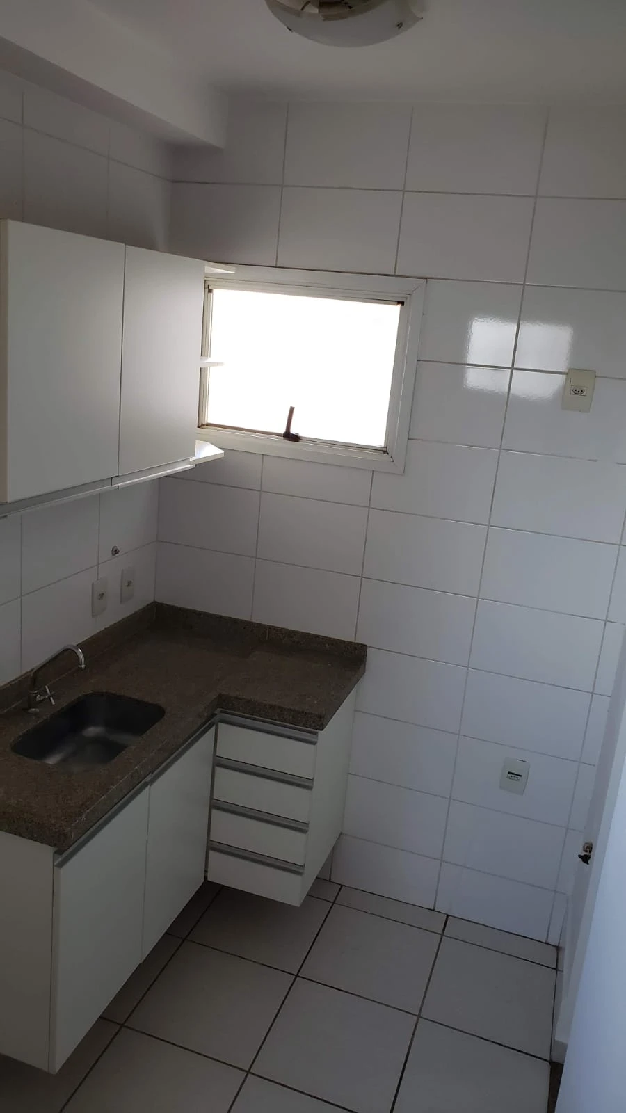 Apartamento de 1 dormitório com móveis planejados