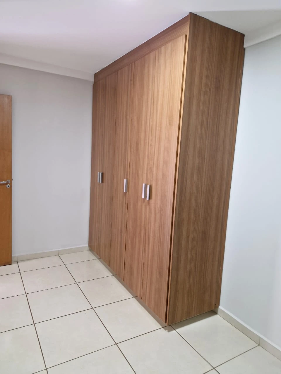 Apartamento no centro com móveis planejados