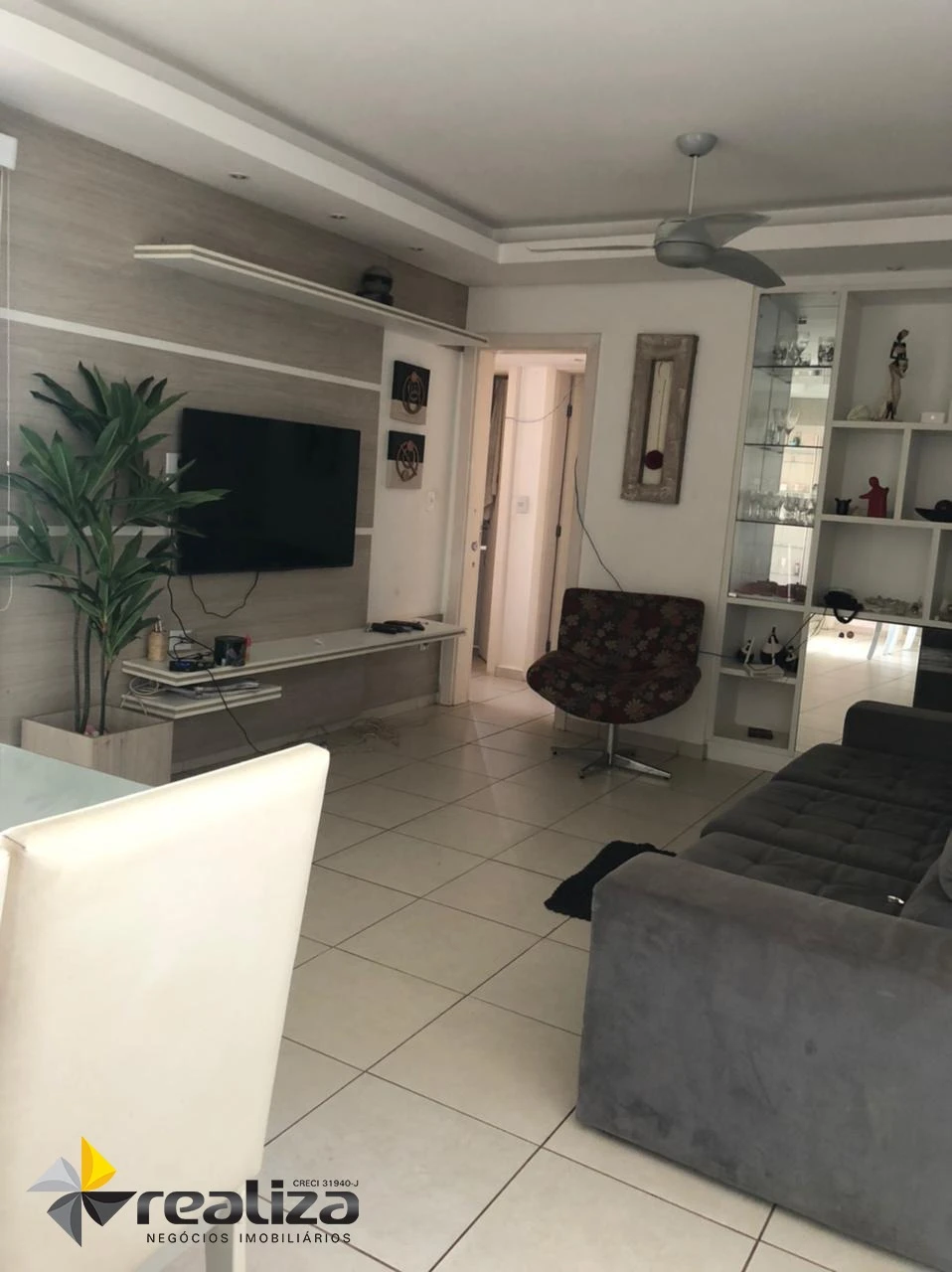 Apartamento com 3 dormitórios (sendo 1 suíte)