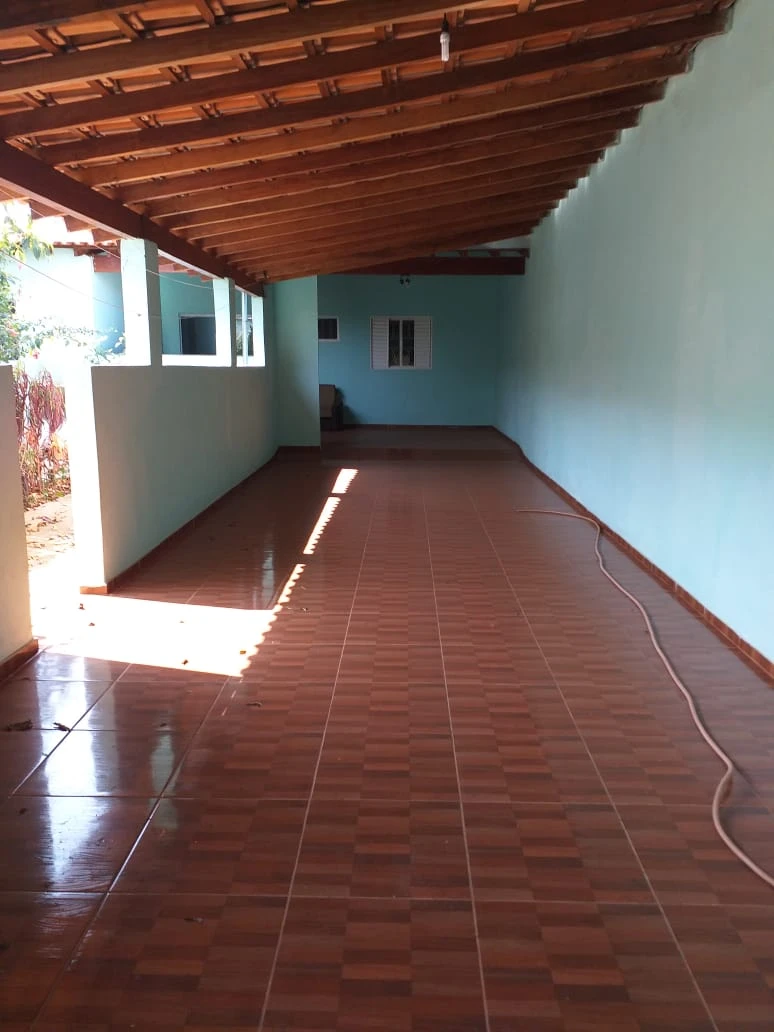 Casa com 2 dormitórios e boa localização