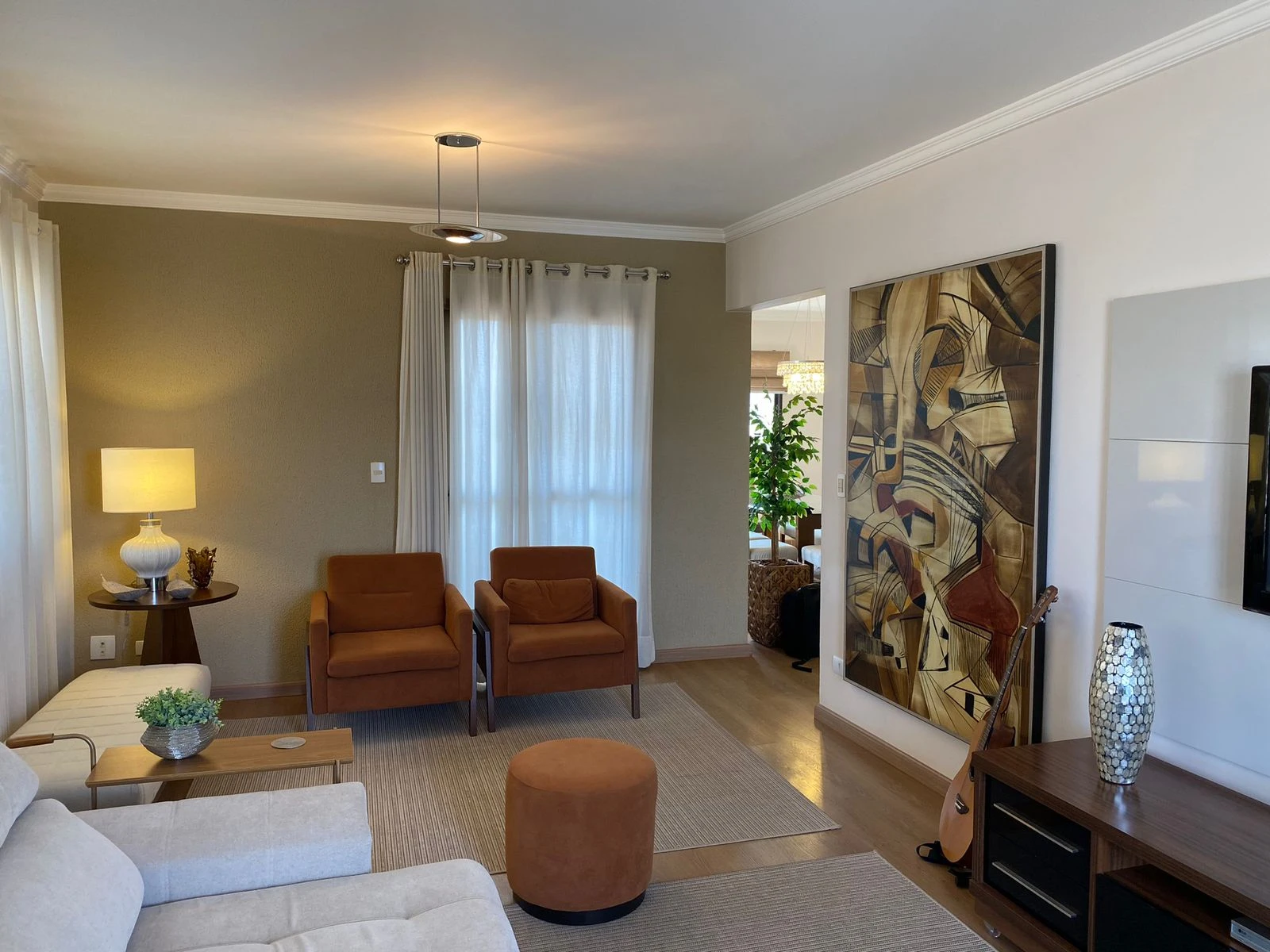 Apartamento no centro com 3 dormitórios e 3 vagas de garagem