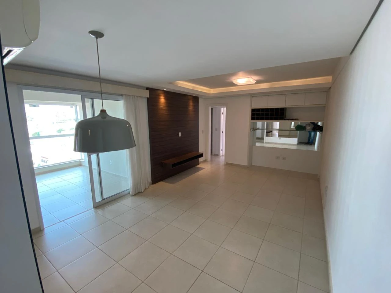 Apartamento no Centro, com 3 dormitórios (sendo 1 suíte), 2 vagas de garagem