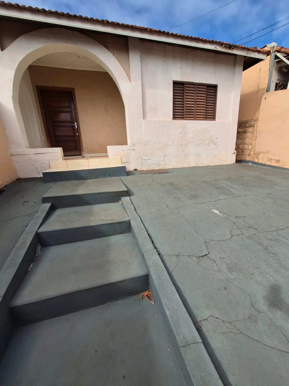 Casa com 2 dormitórios