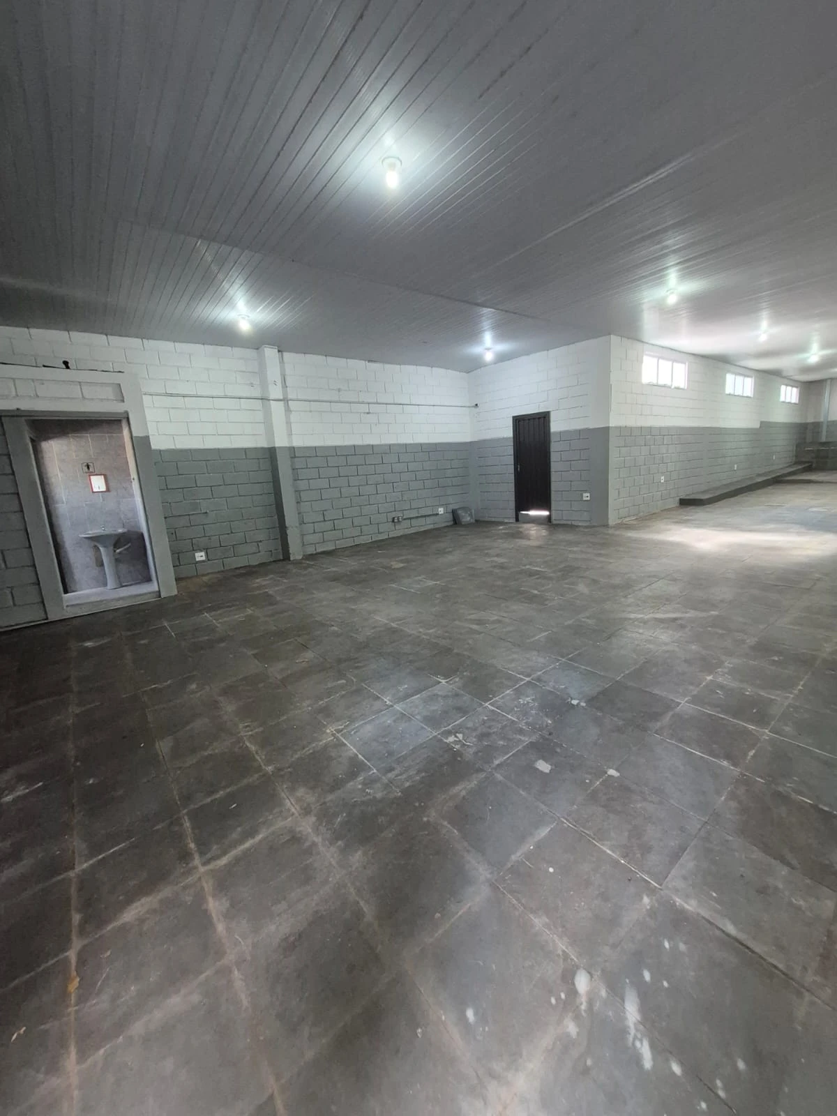 Barracão com 426m²