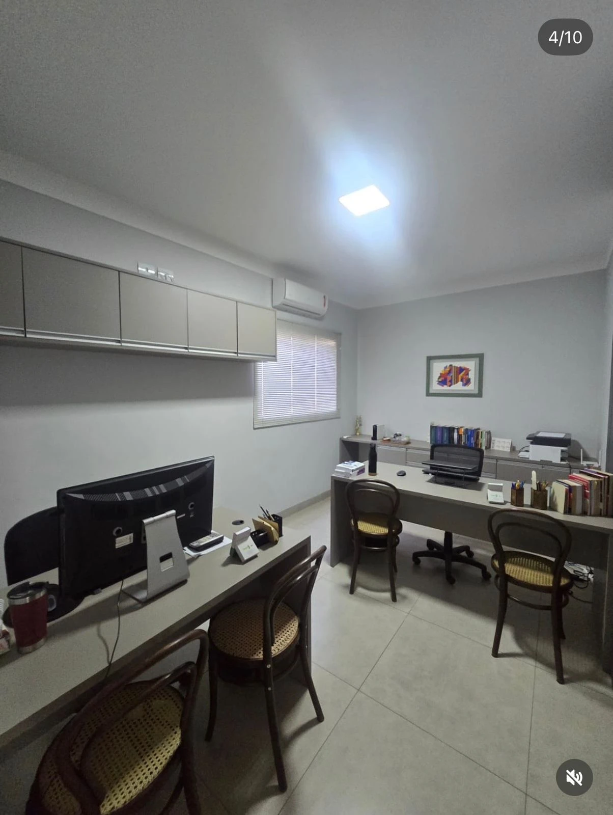 Ponto com 7 salas comercias próximas ao Fórum