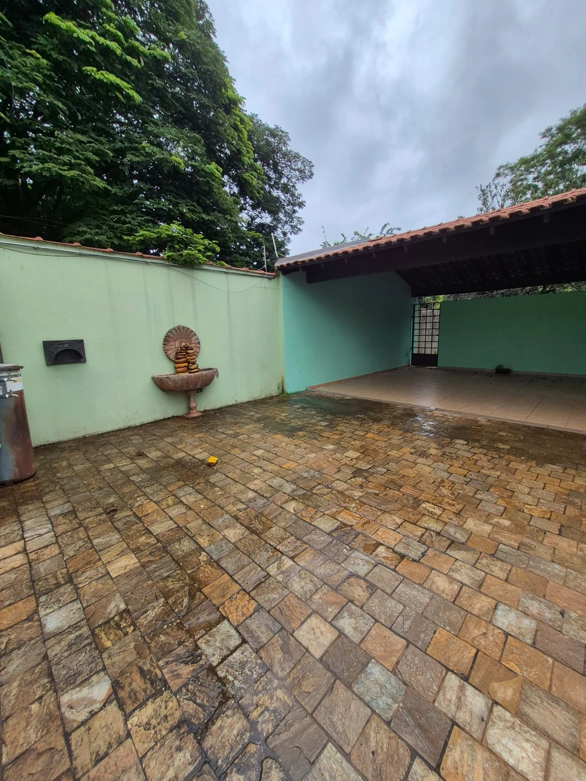 Casa com 2 dormitórios em ótima localização