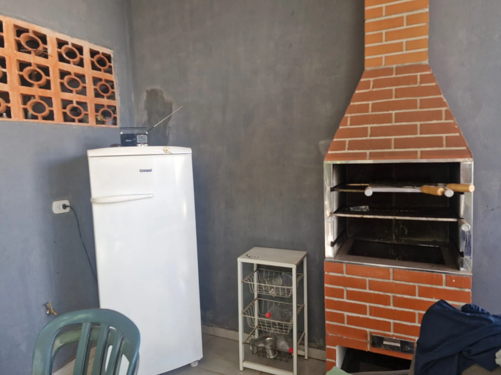 Casa com 3 dormitórios e área de lazer