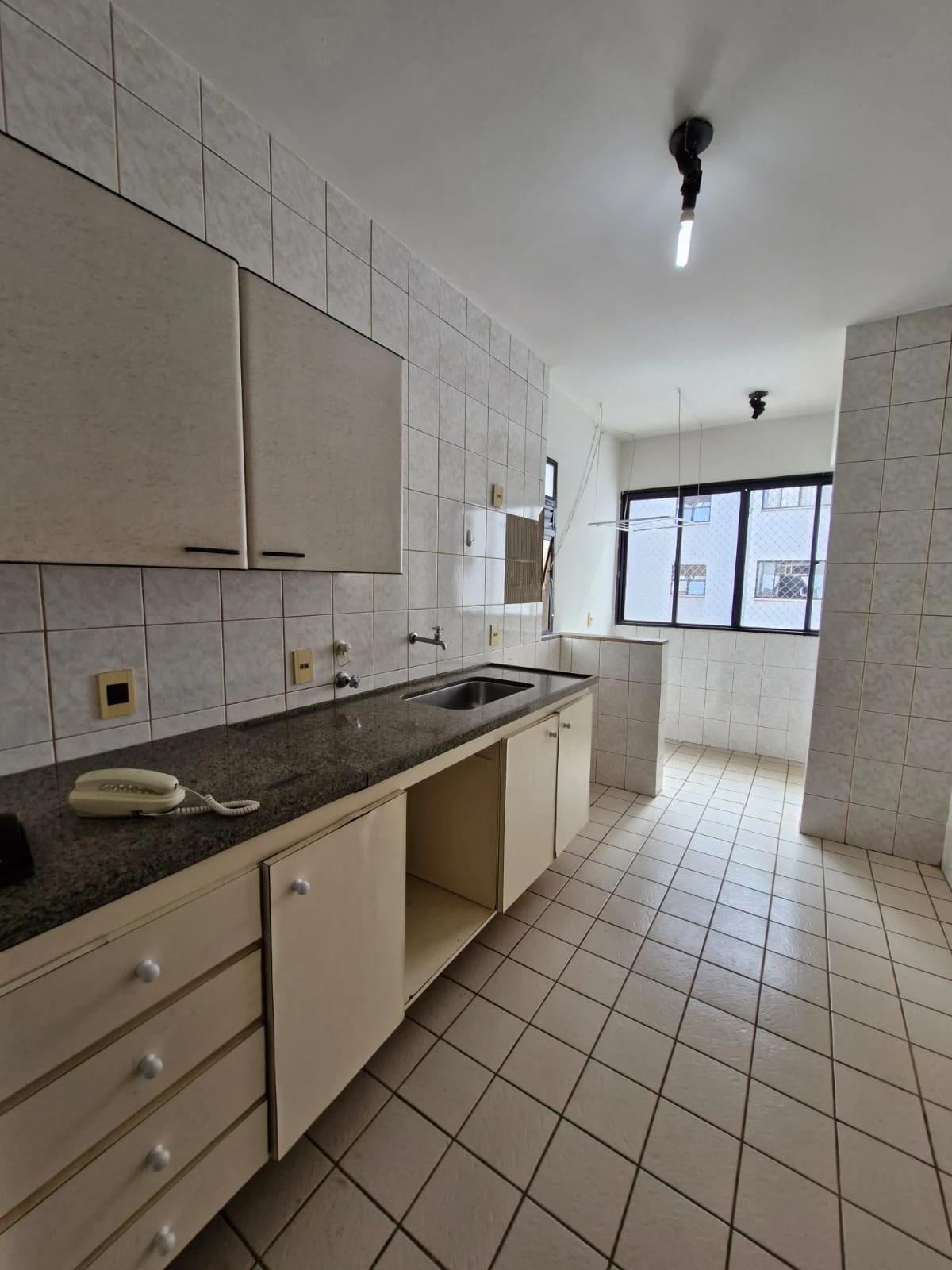 Apartamento com 3 dormitórios (sendo 1 suíte), próximo à Unesp