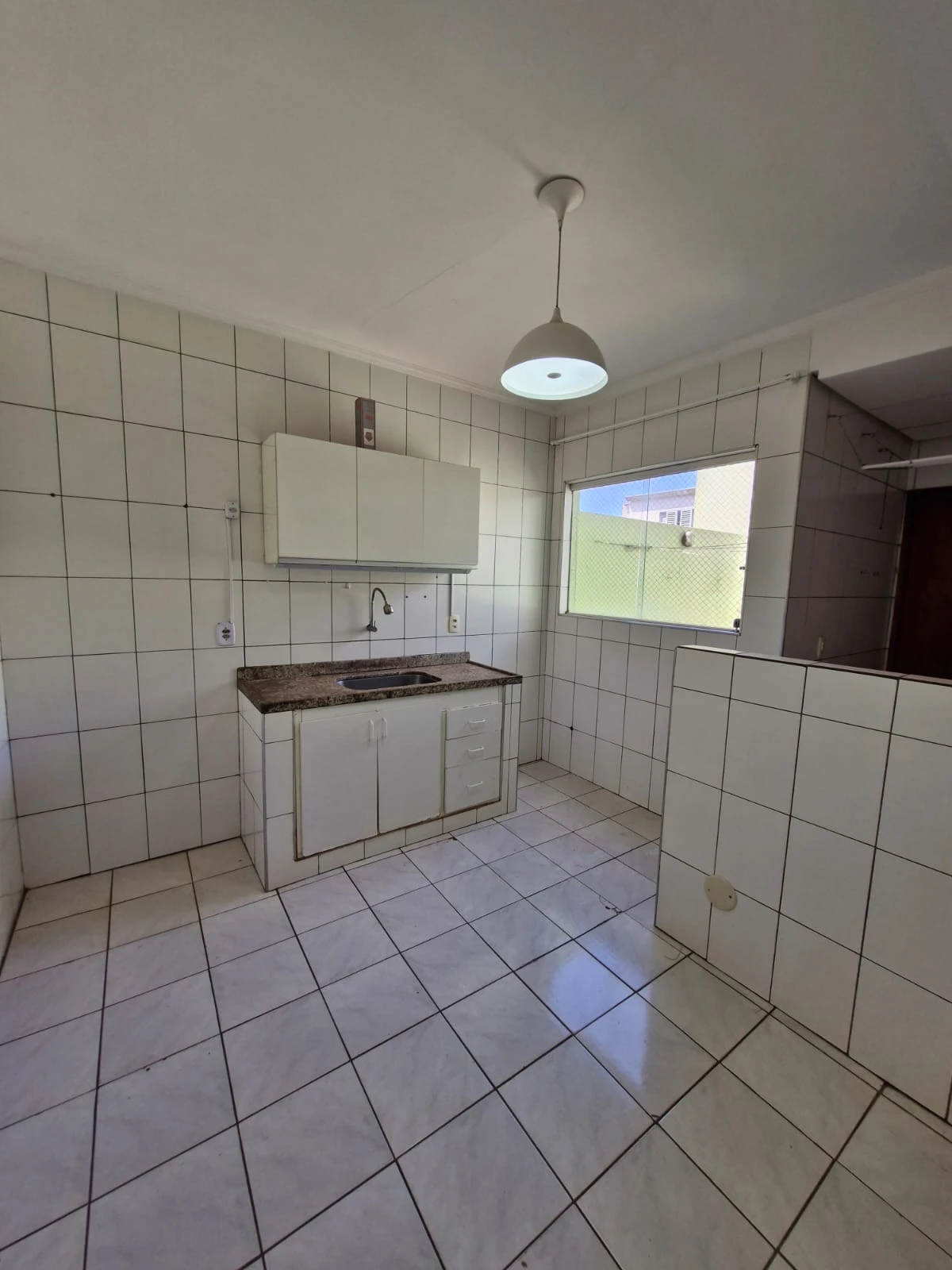 Apartamento com 2 dormitórios próximo à Unesp